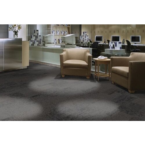 Interface Interface Human Nature 820 tapijtstroken /-planks Interface Interface Human Nature 820 tapijtstroken /-planks