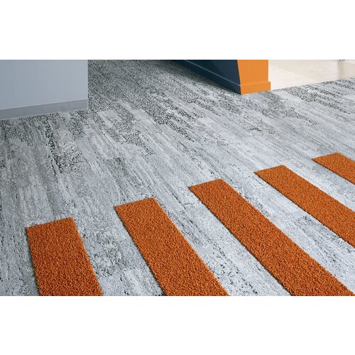 Interface Interface Human Nature 830 tapijtstroken /-planks Interface Interface Human Nature 830 tapijtstroken /-planks