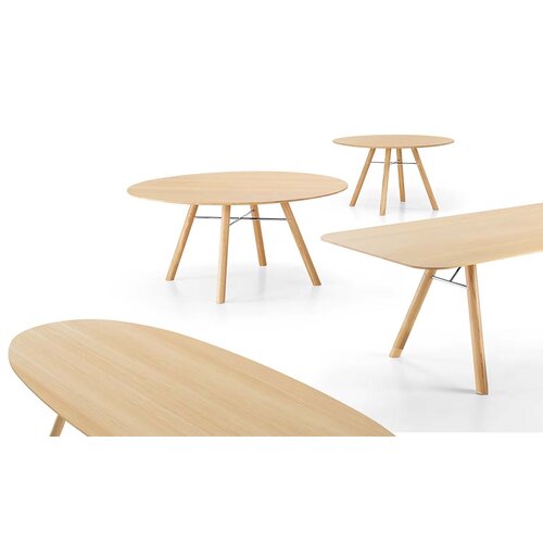 Girsberger Girsberger Akio houten tafel Girsberger Girsberger Akio houten tafel