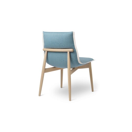 Carl Hansen & Søn Carl Hansen & Søn Embrace Chair Carl Hansen & Søn Carl Hansen & Søn Embrace Chair
