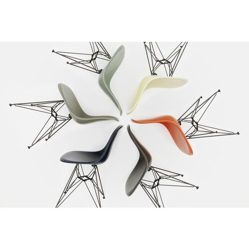Vitra Vitra Eames Fiberglass Chairs