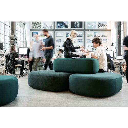 +Halle +Halle Ø Poef +Halle +Halle Ø Poef