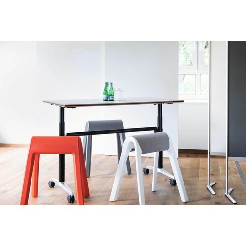 Wilkhahn Wilkhahn Sitzbock kruk Wilkhahn Wilkhahn Sitzbock kruk