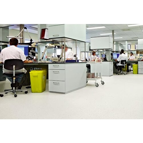 Forbo Flooring Forbo Flooring Step Surestep Original antislip vinyl vloer Forbo Flooring Forbo Flooring Step Surestep Original antislip vinyl vloer