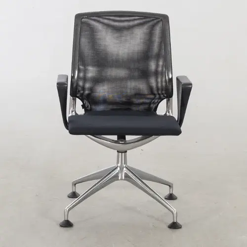 Vitra Refurbished Vitra Meda Chair Vitra Refurbished Vitra Meda Chair