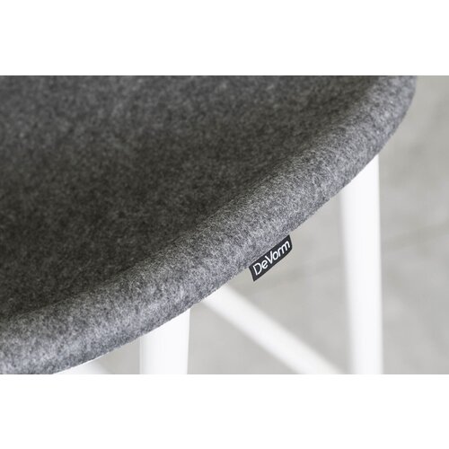 De Vorm De Vorm LJ 3 barkruk De Vorm De Vorm LJ 3 barkruk