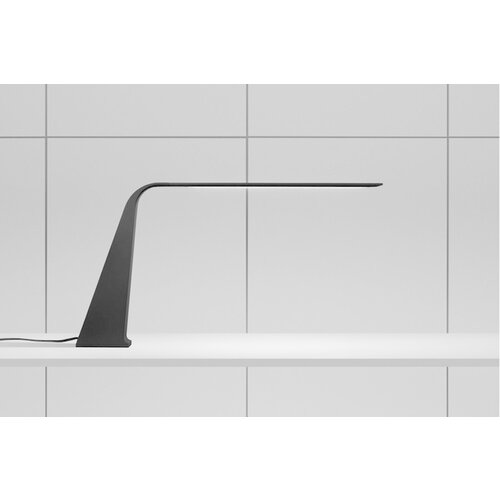 Ateljé Lyktan Ateljé Lyktan Kiwi bureaulamp minimalistisch Scandinavisch design