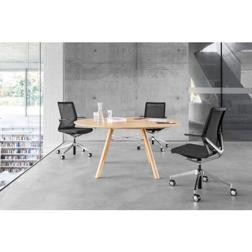 Girsberger Girsberger Akio houten tafel