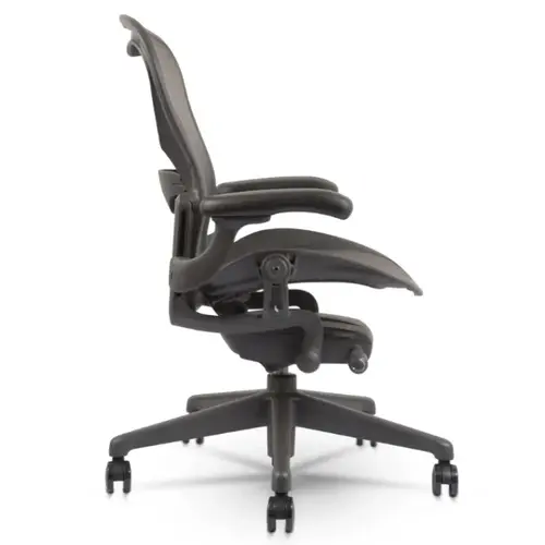 Refurbished Aeron  Remastered Herman Miller Chair (Graphite)